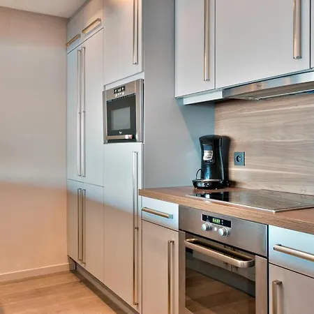 Apartment Montezuma Luxe Studio Met Frontaal Zeezicht Zonder Aparte Slaapkamer Ostende